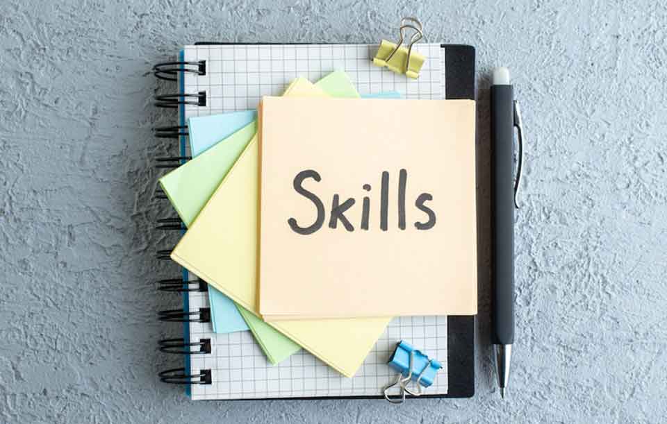 10 basic skills, qualifications and characteristics expected by employers.